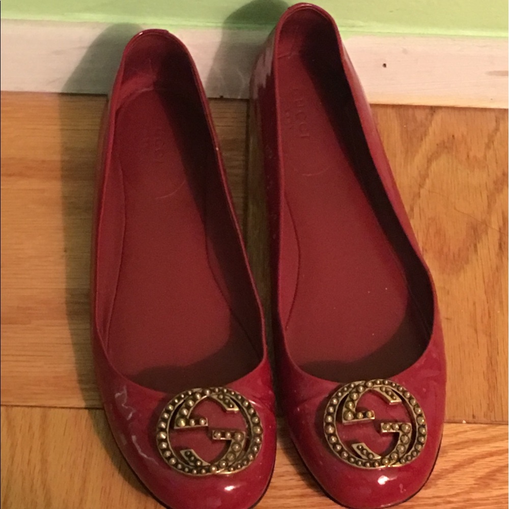 Shoe